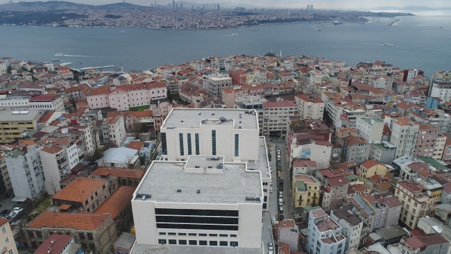 Yeniden inşa edilen Taksim İlk Yardım Hastanesi inşaatında sona gelindi